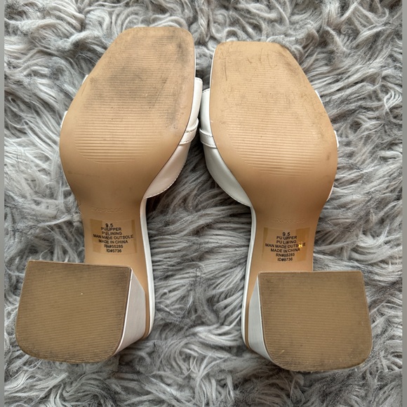 Express Chain Strap Block Heel Mule Sandals - sz 9.5 - Picture 6 of 7